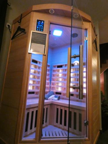 Sauna, Volute et Volupté - Une Spirale de Plaisirs (Volute et Volupte - Une Spirale de Plaisirs) in Bervijludona