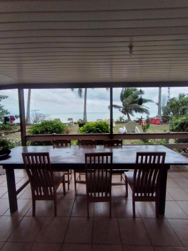 Maupiti Authentique near Maupiti Airport