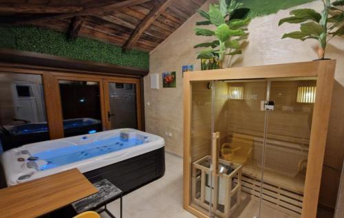 Two-Bedroom Villa image 7