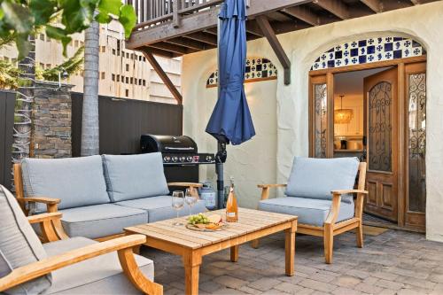 Coastal Chic at Windansea in San Diego, USA