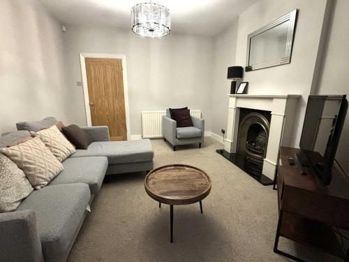 Large Home near Edgbaston Stadium, UOB & QE hospital sleeps 6, Birmingham (fotografie 4)