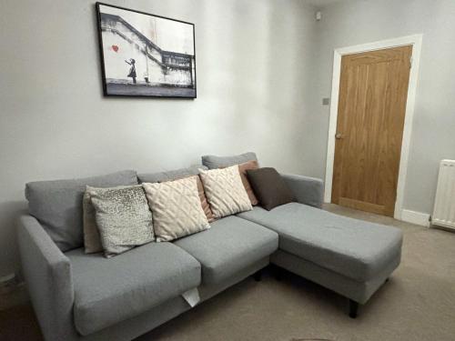Large Home near Edgbaston Stadium, UOB & QE hospital sleeps 6, Birmingham (fotografie 7)