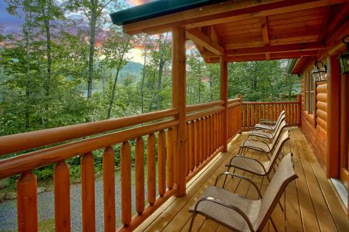 Cherokee Pool Lodge in Jenkins Mill, USA