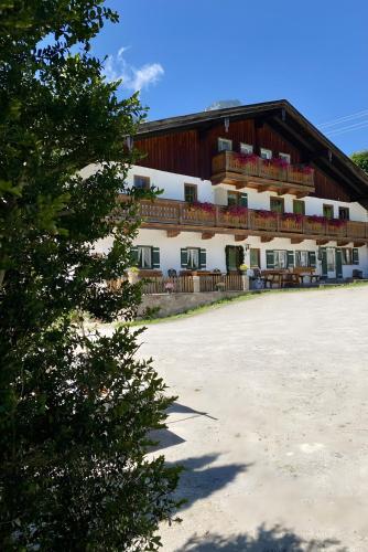 Two-Bedroom Deluxe Apartment with Garden View