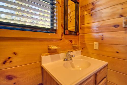 Dare To Bear #238 by Aunt Bug's Cabin Rentals - image 2