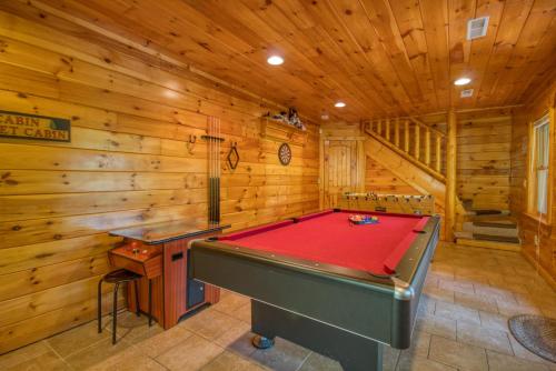 Browns Bear Den #235 by Aunt Bug's Cabin Rentals - image 9