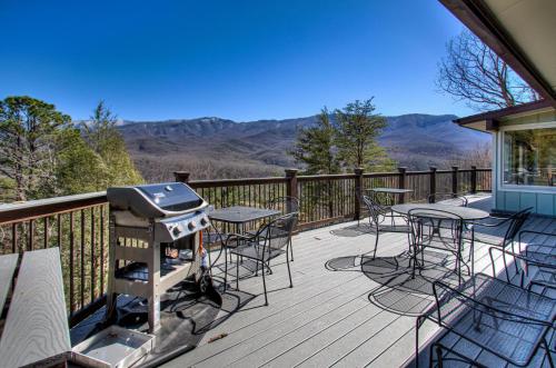Mountain Splendor #448 in Gatlinburg, USA