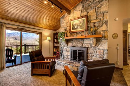 Mountain Splendor #448 in Gatlinburg, USA