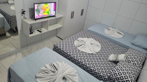 Double Room image 3