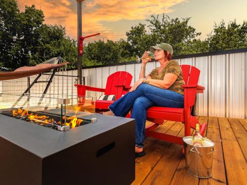 Historic Stay In Santa Fe Railcar - Depot Lodging in Brownwood