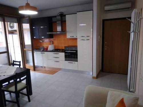 Casa in zona fiera a Bologna, Bolonia (foto 2)