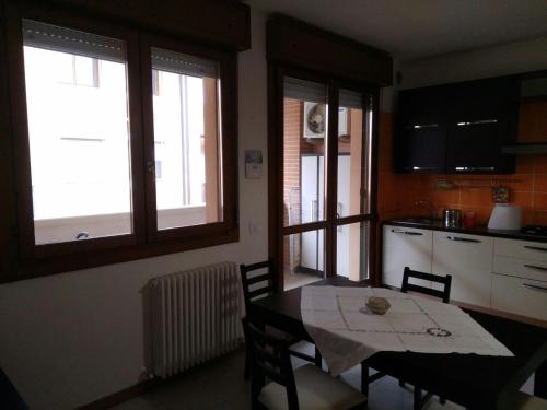 Casa in zona fiera a Bologna, Bolonia (foto 7)