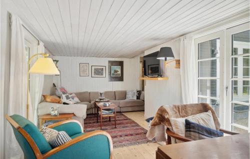 3 Bedroom Pet Friendly Home In Ebeltoft in Ebeltoft