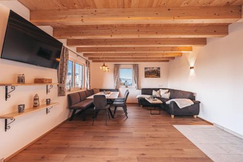 Skupni salon/TV območje, Winterreitgut in Maierhof