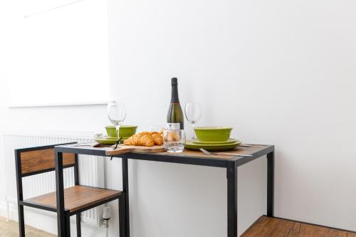 Boutique City Centre Apartments 5