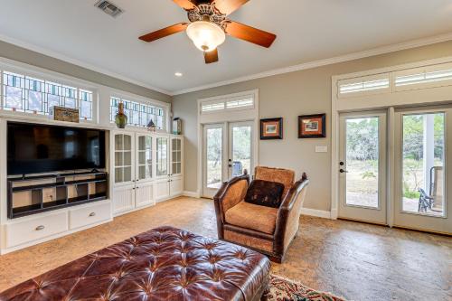 Near Golfing and Parks Serene San Antonio Home in San Antonio, USA