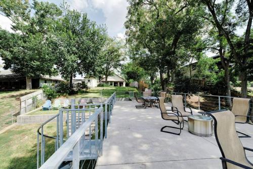 Waterfront home on Lake Dunlap in New Braunfels, USA