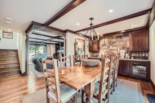 Vails View House 4Bdrm Private Winter Sale Now in Vail, USA