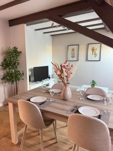 Közös társalgó / TV, Le Cocon de l'Arc, parking free in Mulhouse Városközpont