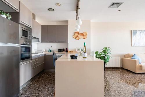 Moderno apartamento con vistas al mar en Valencia, Valencie (fotografie 8)