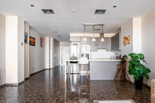 Moderno apartamento con vistas al mar en Valencia, Valencie (fotografie 10)