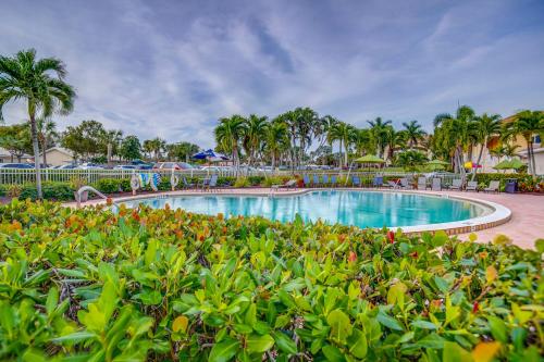Bonita Springs Condo with Community Pool Access! in 博尼塔溫泉