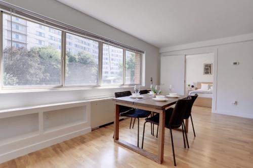 Beautiful and Elegant Apartment at Arlington in Arlington, USA