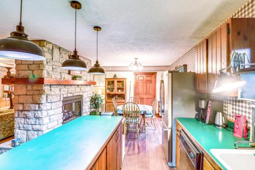 Charming Newark Home Less Than 10 Mi to Buckeye Lake in Newark, USA