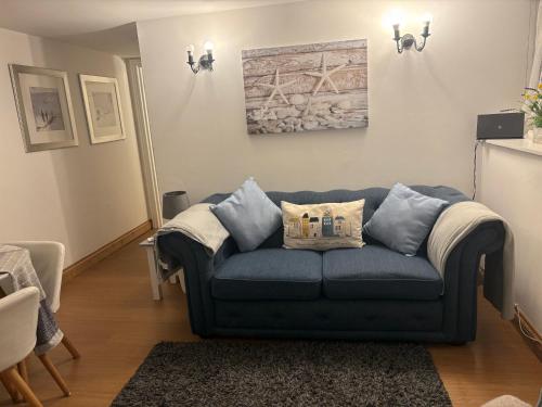 Seaton, Devon, two bed apartment, just off the sea front., Seaton