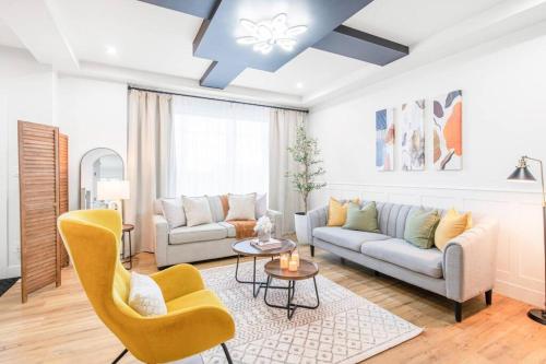 Luxury Family Home - Sleeps 10 - King Bed in 尼斯庫