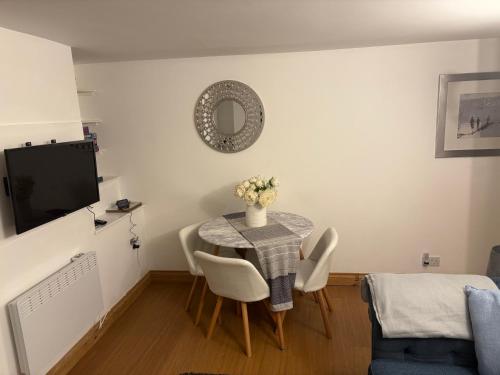 Seaton, Devon, two bed apartment, just off the sea front., Seaton (foto 8)