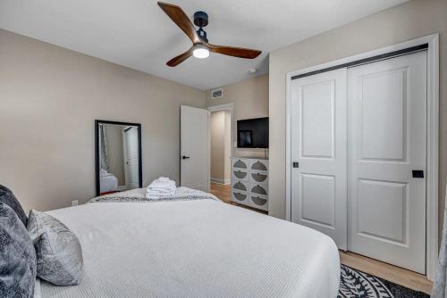 Chic riverfront apartment in downtown San Marco in Jacksonville, USA