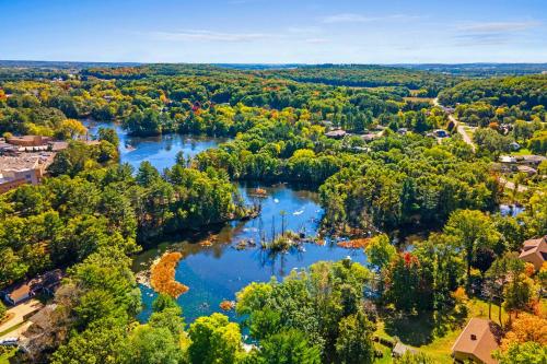 Antiquing and Fishing Riverfront Waupaca Home! Antiquing and Fishing Riverfront Waupaca Home!