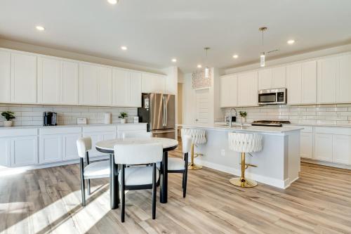 4 Mi to Dtwn Danville Home with Patio and Yard in إيفون - إنديانا