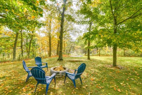 Riverside Hobart Home By Catskill Scenic Trail in Stamford, USA