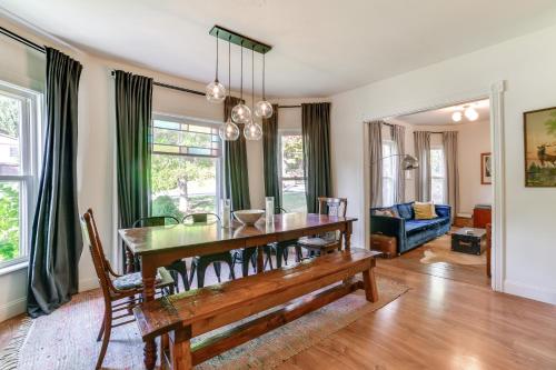 Riverside Hobart Home By Catskill Scenic Trail in Stamford, USA
