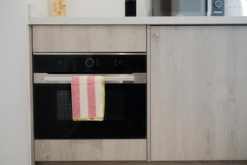 Kitchen, Colston Street - Open 1 Bedroom Apartment in Bristol