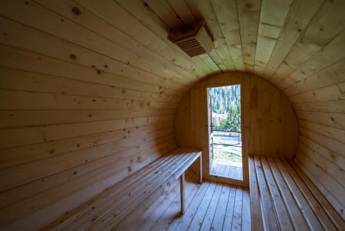 桑拿, A Pisc in 瓦特拉摩奧杜維泰