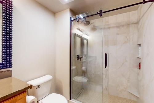 Champagne Lodge 3208