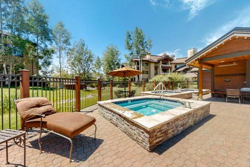 Champagne Lodge 3208