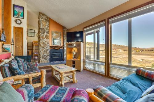 Walk to Ski Lift and Hiking Granby Ranch Condo! in Granby, USA