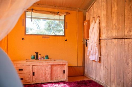 Bethells Luxury Retreat - Auckland Glamping, Auckland (Foto 9)