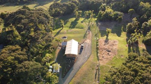 Bethells Luxury Retreat - Auckland Glamping, Auckland (Foto 3)