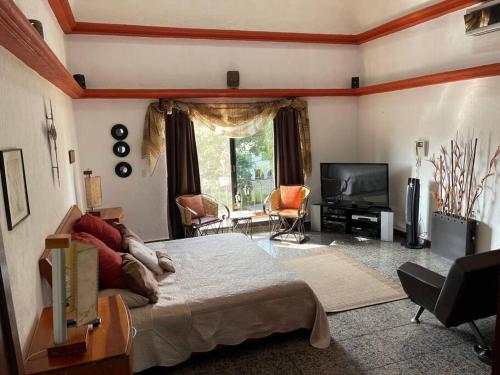 Casa Pino Residencia de Lujo - Alberca con Caldera Incluido in Adolfo Lopez Mateos