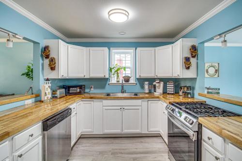 Gulfport Vacation Rental with Patio and Game Room! in Gulfport, USA