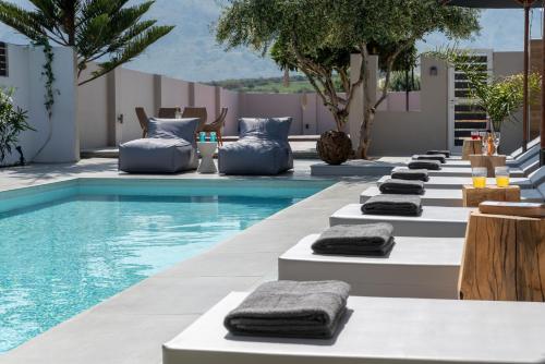 Hypnosis Villa Beachside - image 14