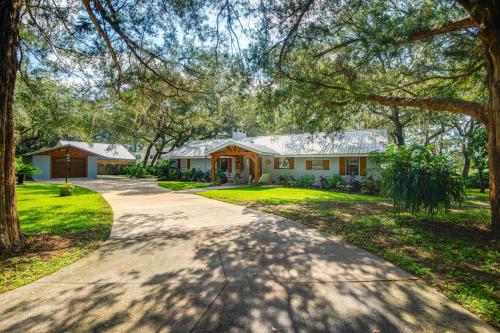 Home on Lake Hutchinson with Dock! in Keystone Heights
