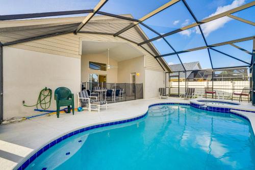 10 Mi to Disney Home with Game Room! in Kissimmee, USA