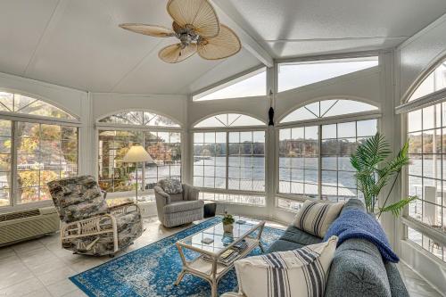 Dock and Kayaks Lake Ozark Family Retreat