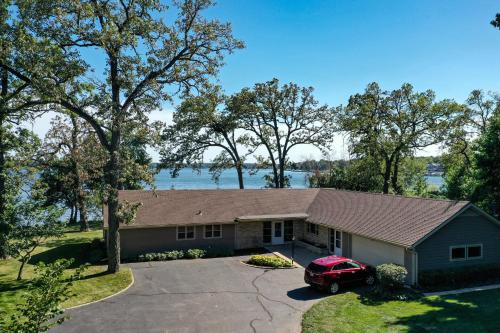 Lake House in Delavan (WI)